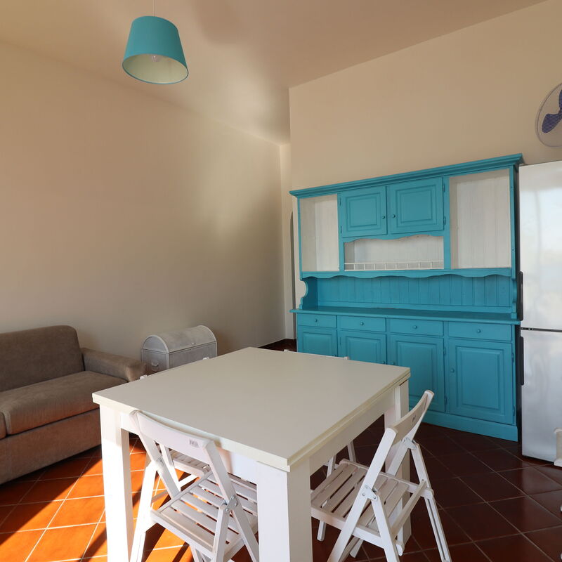 Giulia: Dining Room, Living Room