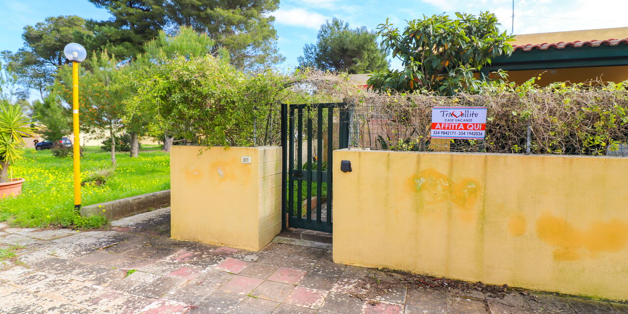 Eva: Main Entrance