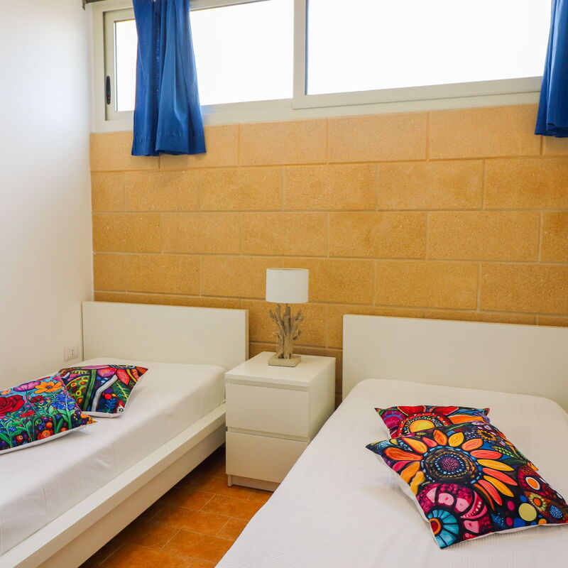 Eva: Bedroom