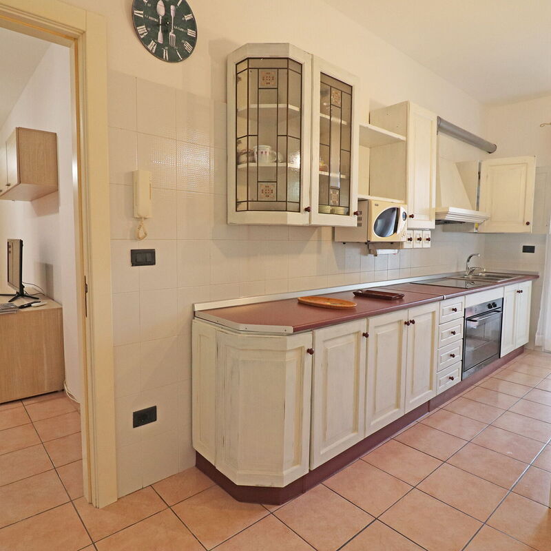 Carlotta: Dining Room, Kitchen, Living Room