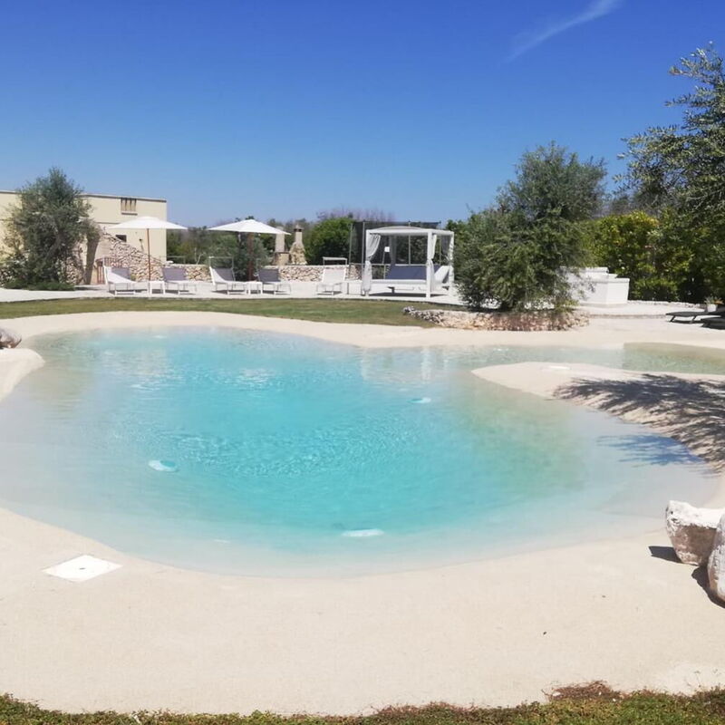 Tenuta degli Ulivi Luxury Relax: Building Exterior, Pool