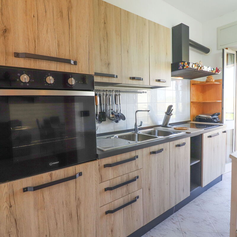 Surya: Kitchen