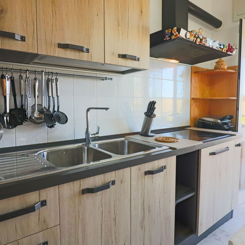 Surya: Kitchen