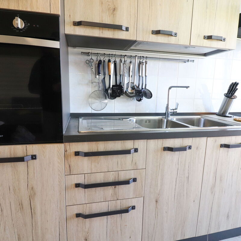 Surya: Kitchen