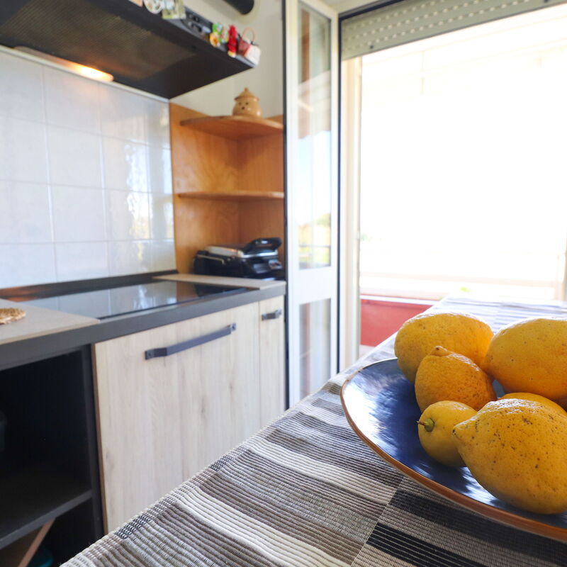 Surya: Kitchen