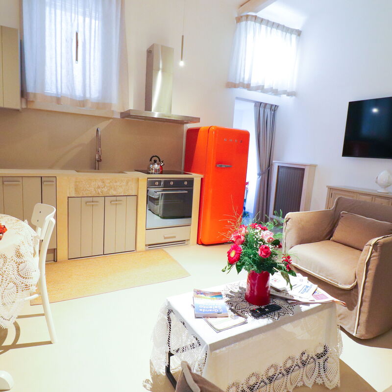 Bacchus: Historic Charming Home