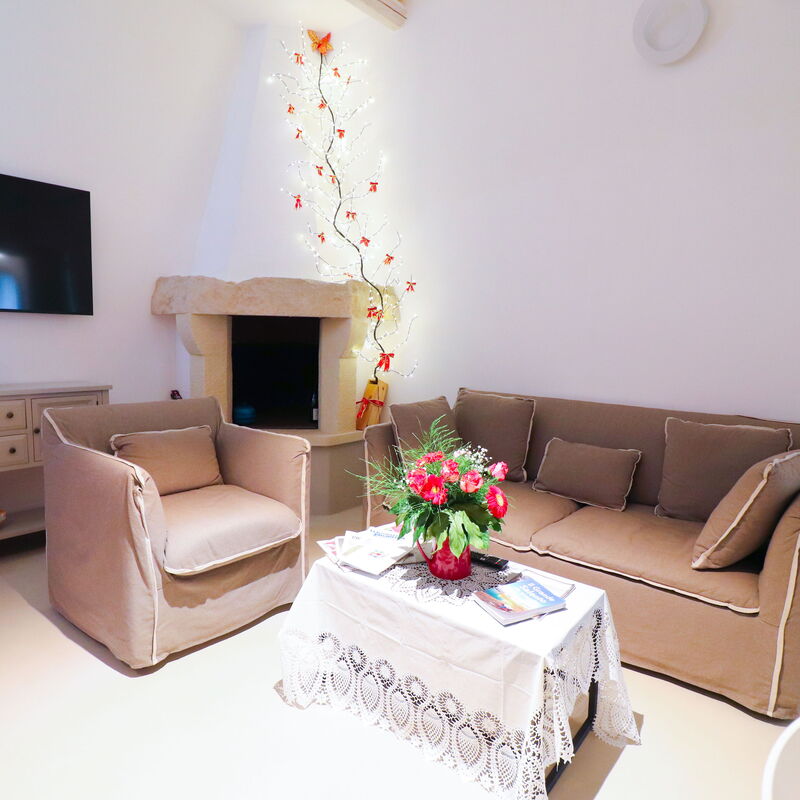 Bacchus: Historic Charming Home