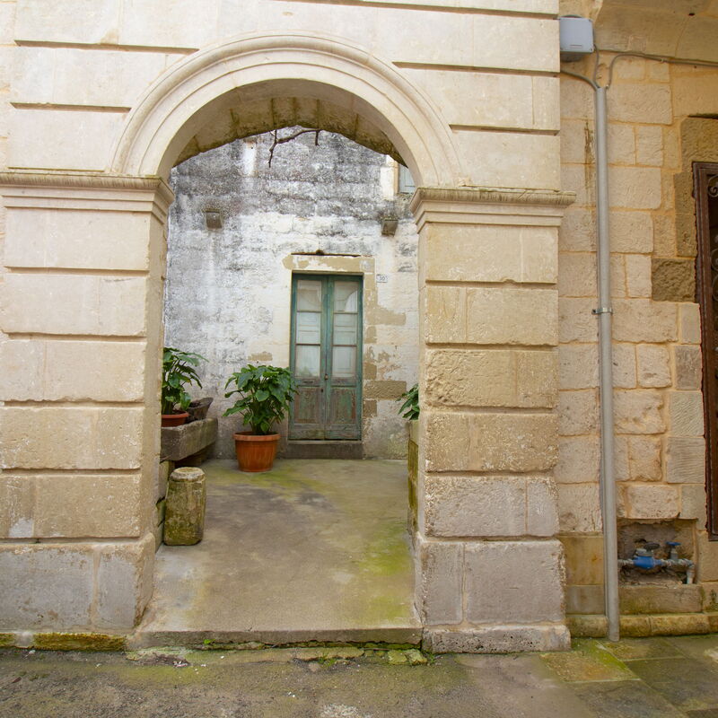 Coclea Heritage Suites: Building Exterior, Main Entrance