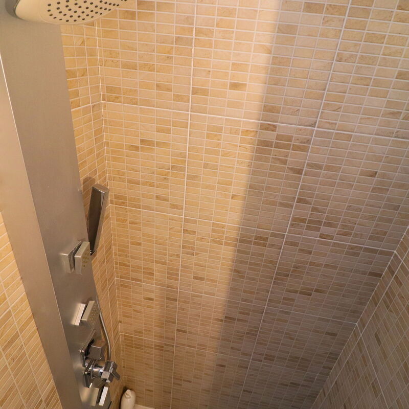 Kyma'S House: Bathroom