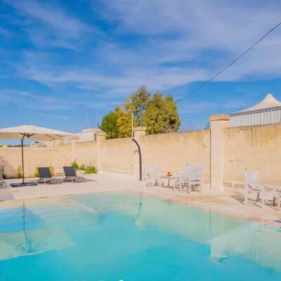 Antica Masseria Torre della Luna: Esterni, Piscina