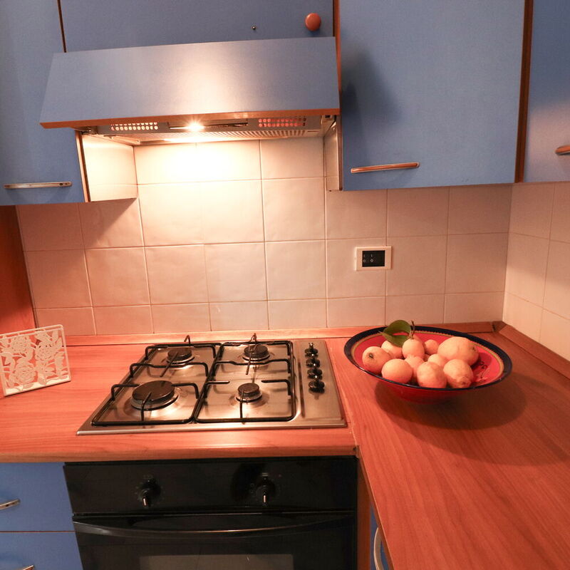 Zara: Kitchen