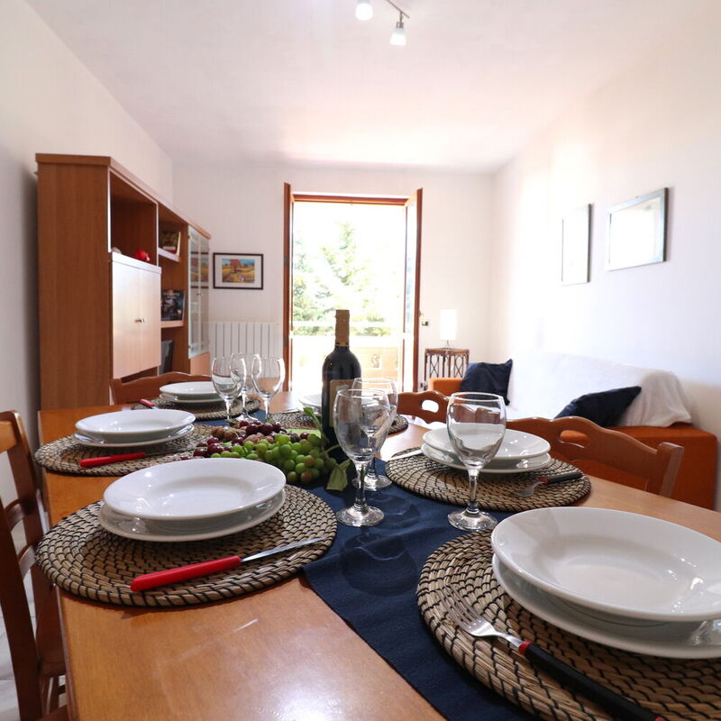 Zara: Dining Room