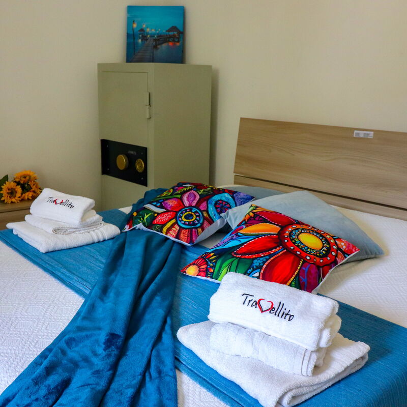 Elaia'S House Cannole: Bedroom