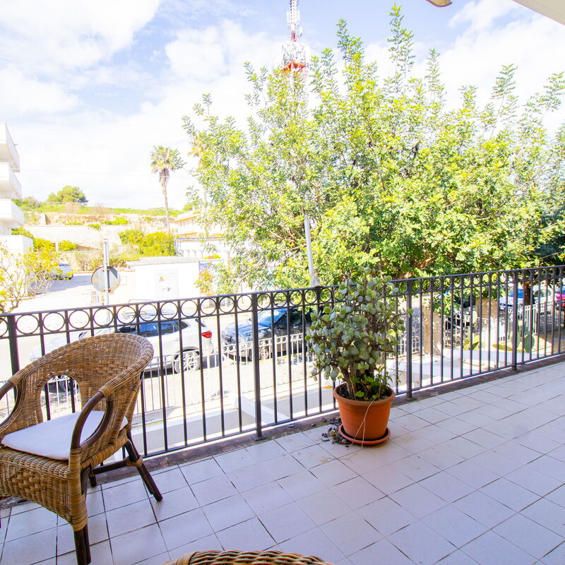 Dafne'S House: Balcony / Terrace / Patio