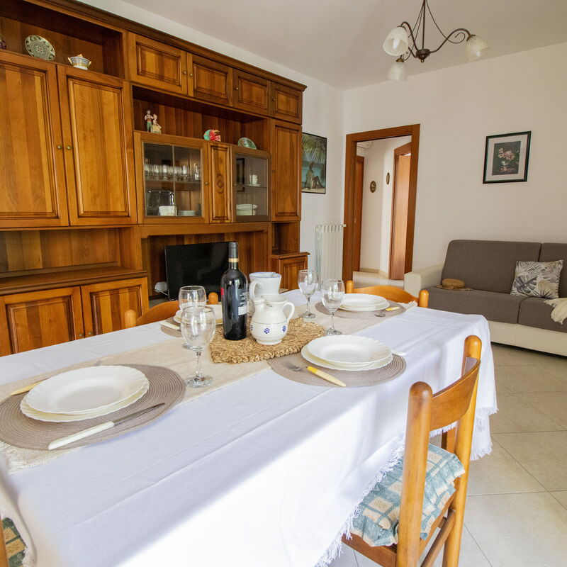 Dafne'S House: Dining Room, Living Room