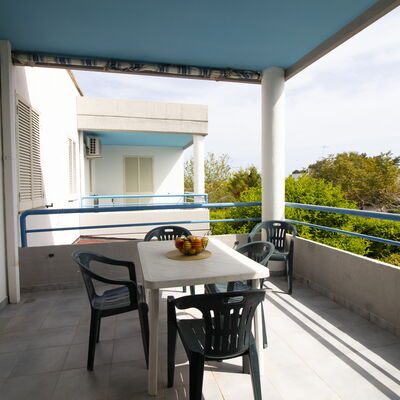 Celeste'S House in Torre Dell'Orso: Balcony / Terrace / Patio, Building Exterior