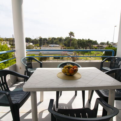 Celeste'S House in Torre Dell'Orso: Balcony / Terrace / Patio