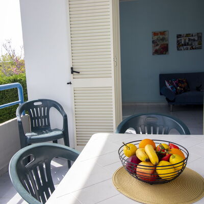 Celeste'S House in Torre Dell'Orso: Balcony / Terrace / Patio
