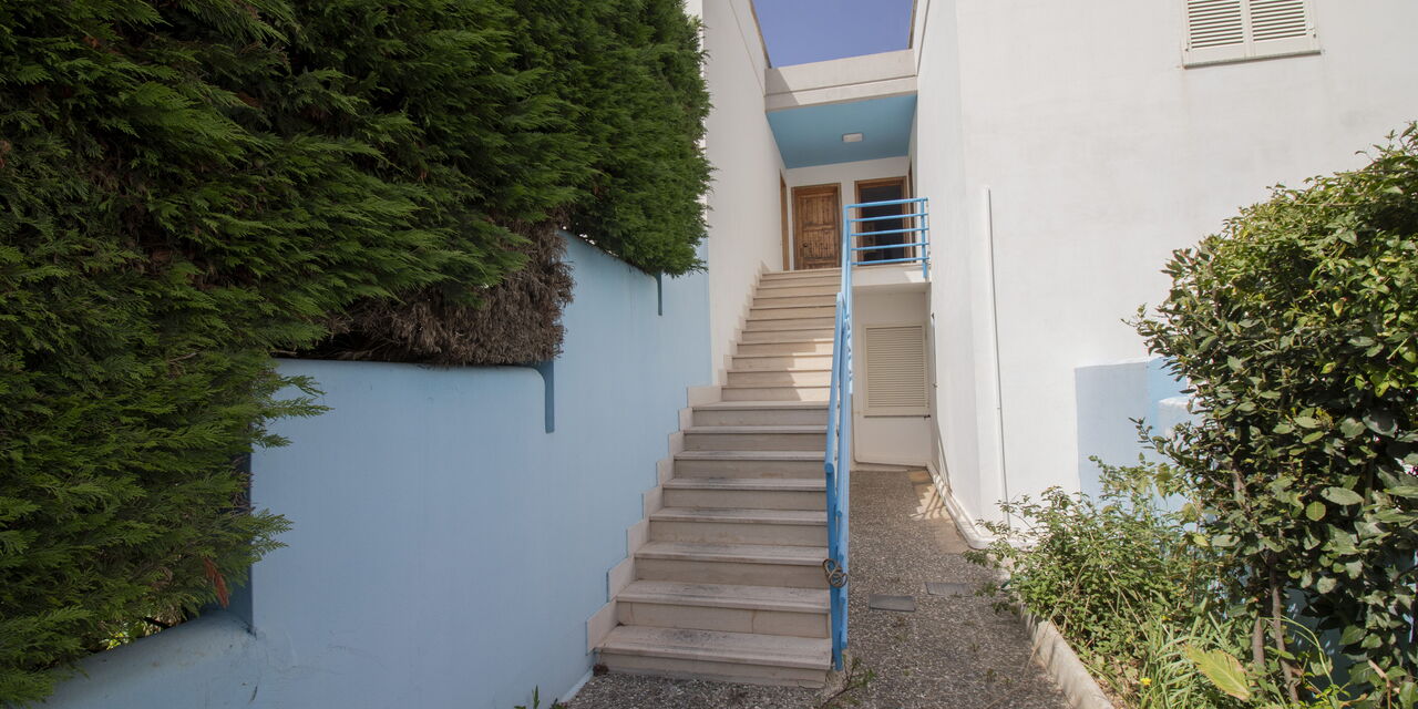 Celeste'S House in Torre Dell'Orso: Building Exterior