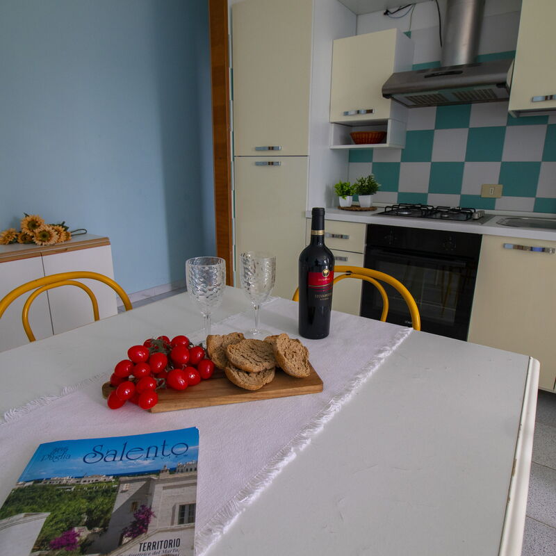 Celeste'S House in Torre Dell'Orso: Kitchen