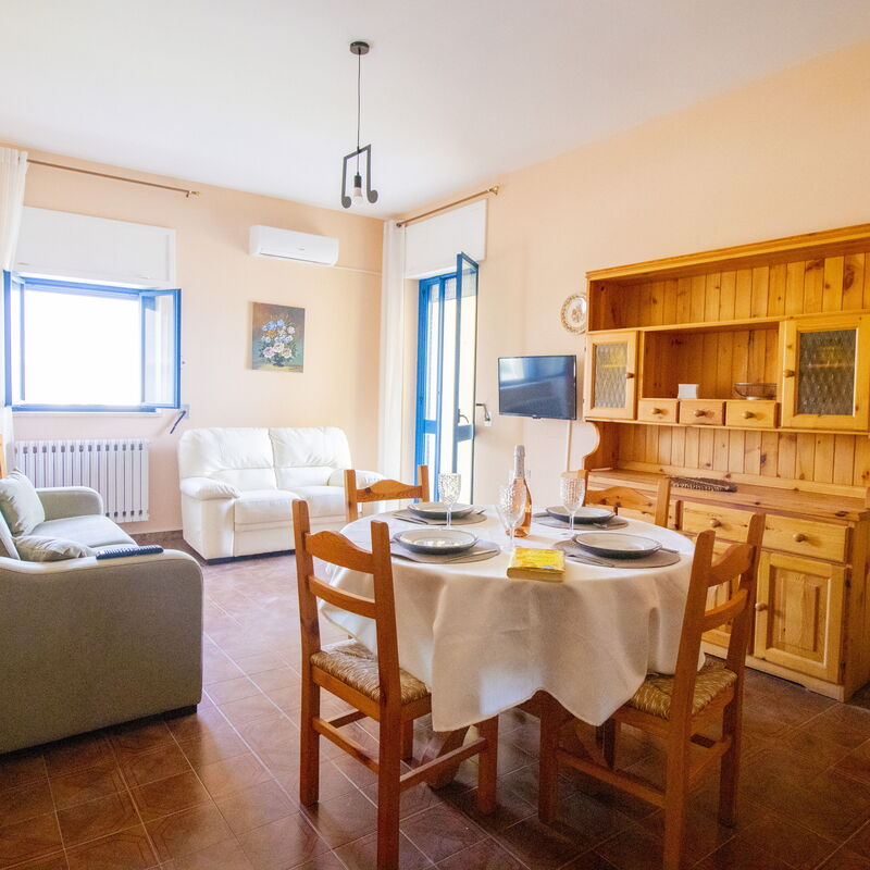 Elena'S House in Otranto: Living Room