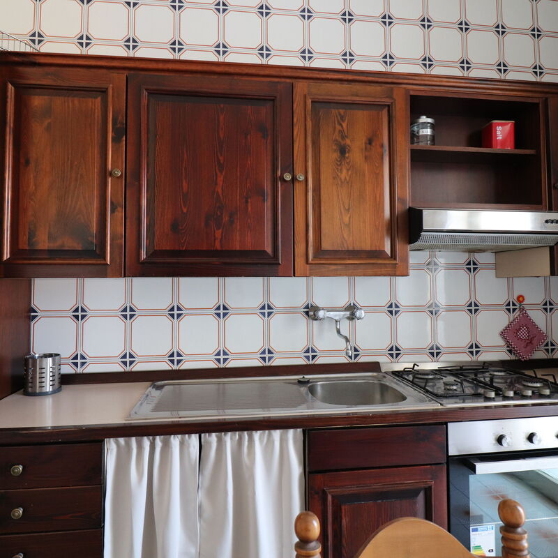 Diana: Kitchen