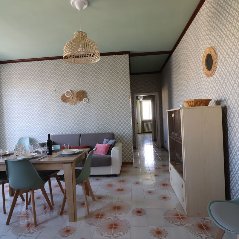 Diana: Dining Room, Living Room