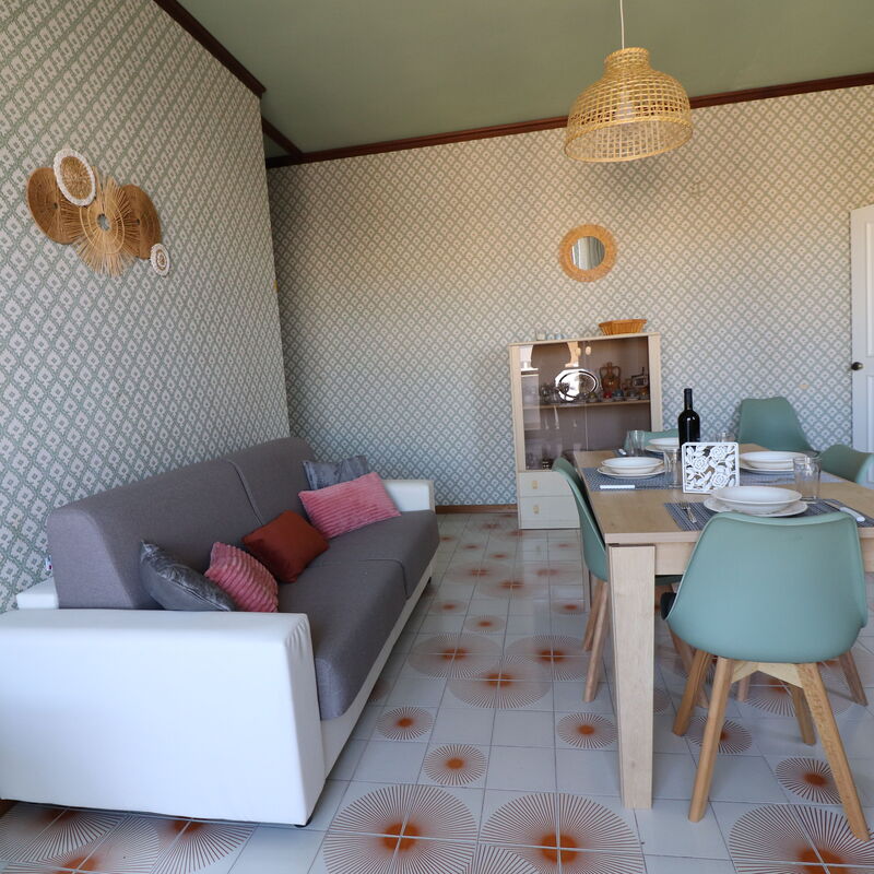 Diana: Dining Room, Living Room