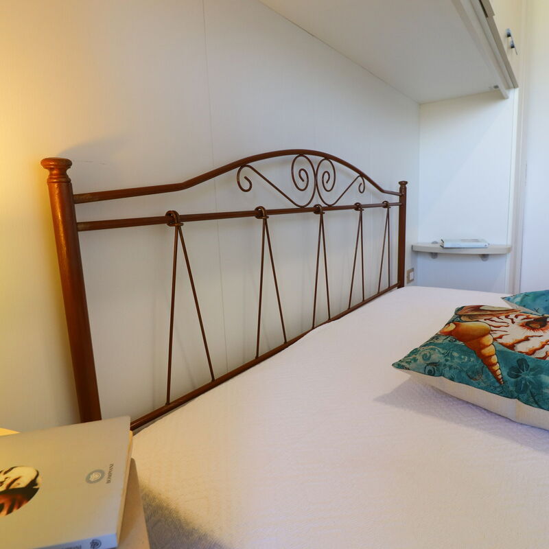 Aisha: Bedroom