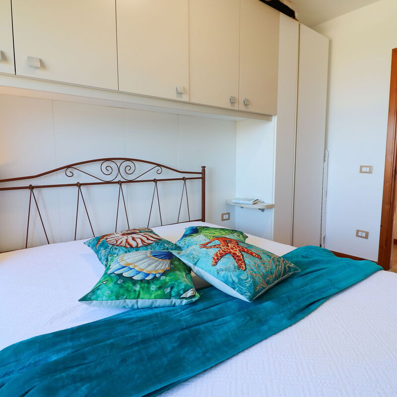 Aisha: Bedroom