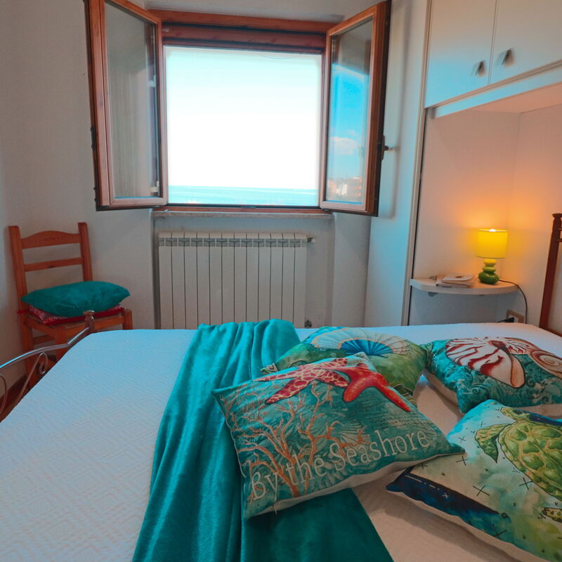 Aisha: Bedroom