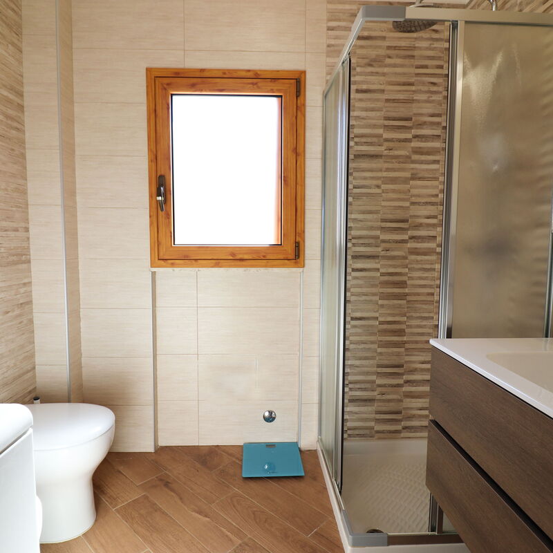 Aisha: Bathroom