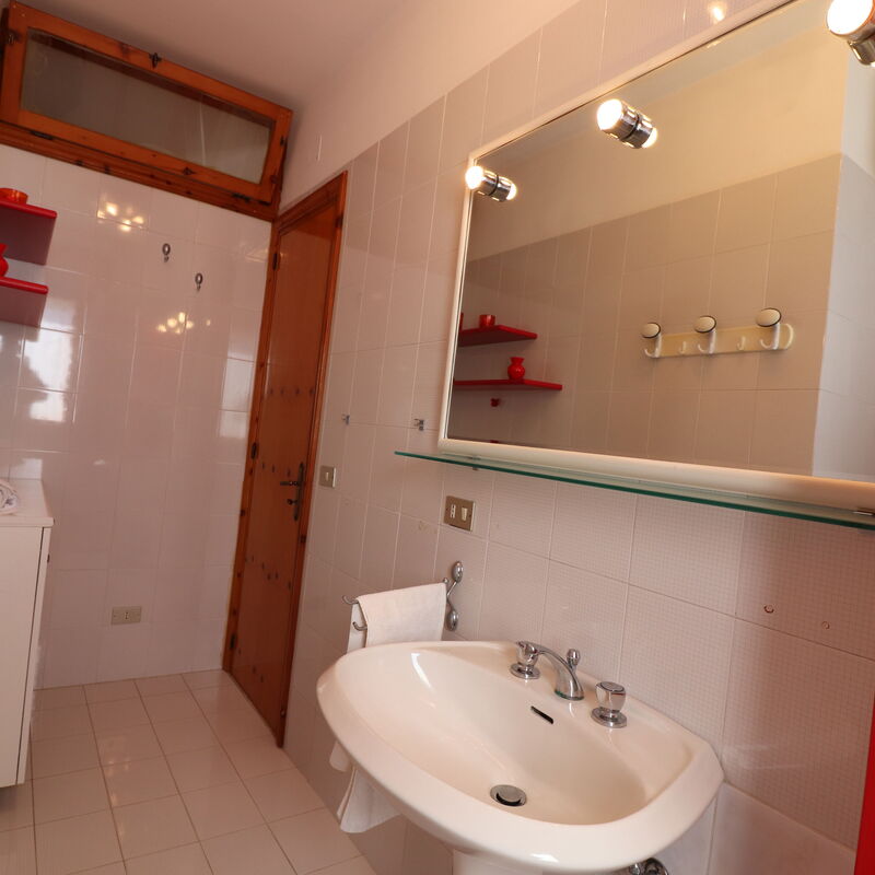 Myriam: Bathroom