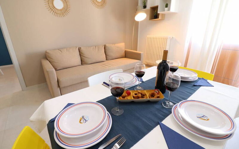 Casa Nike a Otranto: Cuisine, Salon