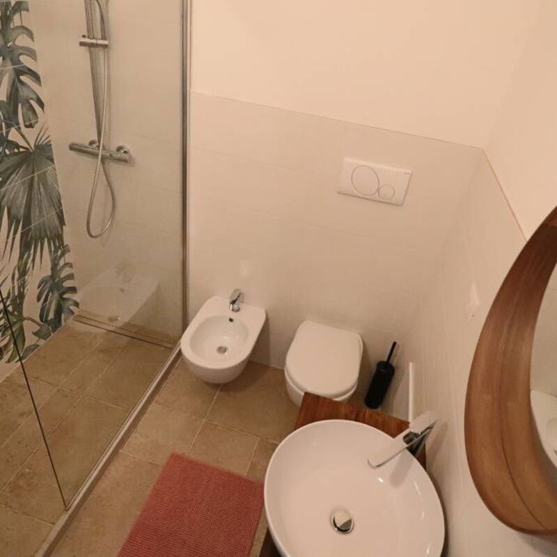 Anastasia: Bathroom