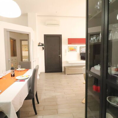 Paola: Dining Room, Living Room