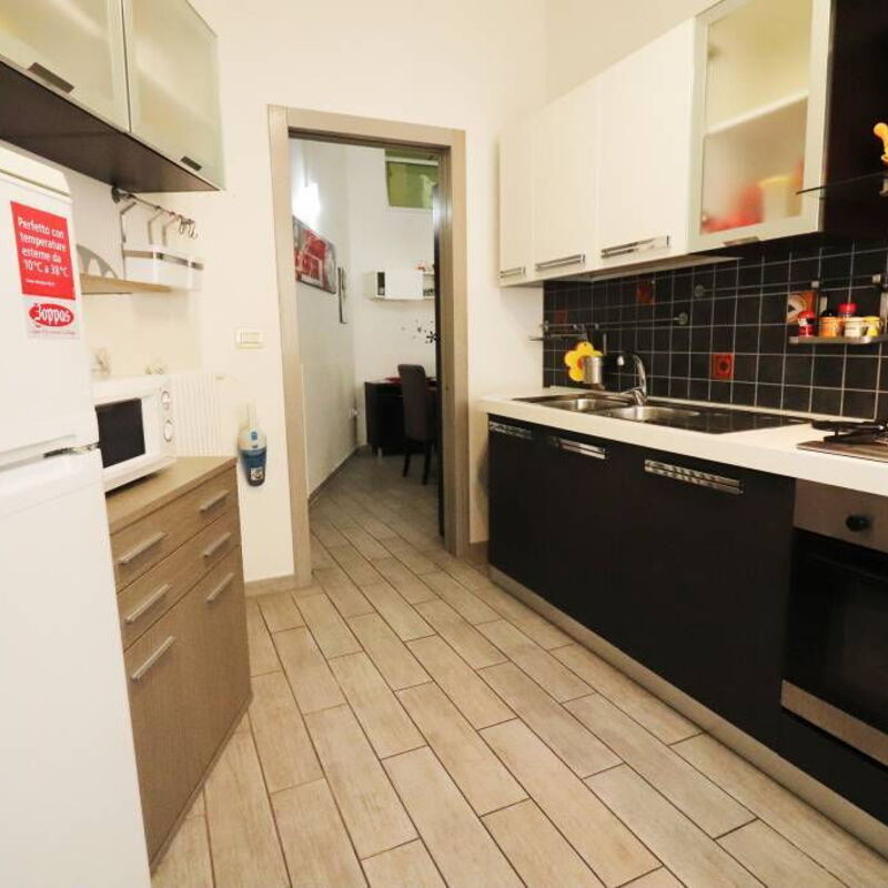 Paola: Kitchen