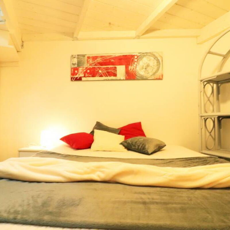 Paola: Bedroom