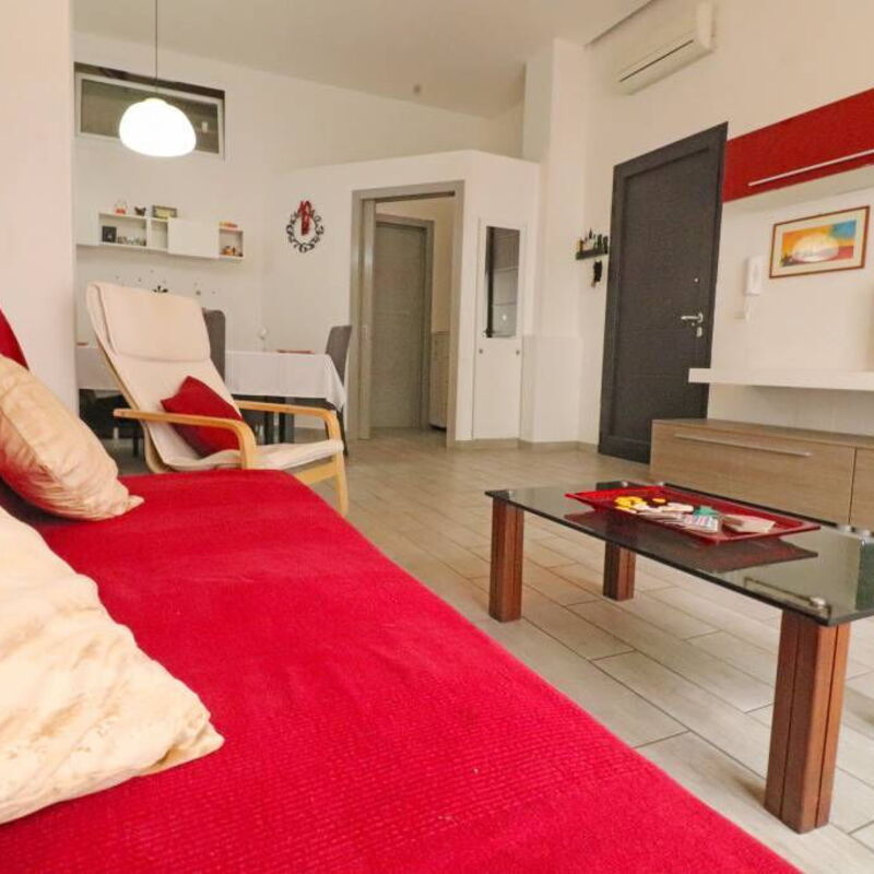 Paola: Dining Room, Living Room