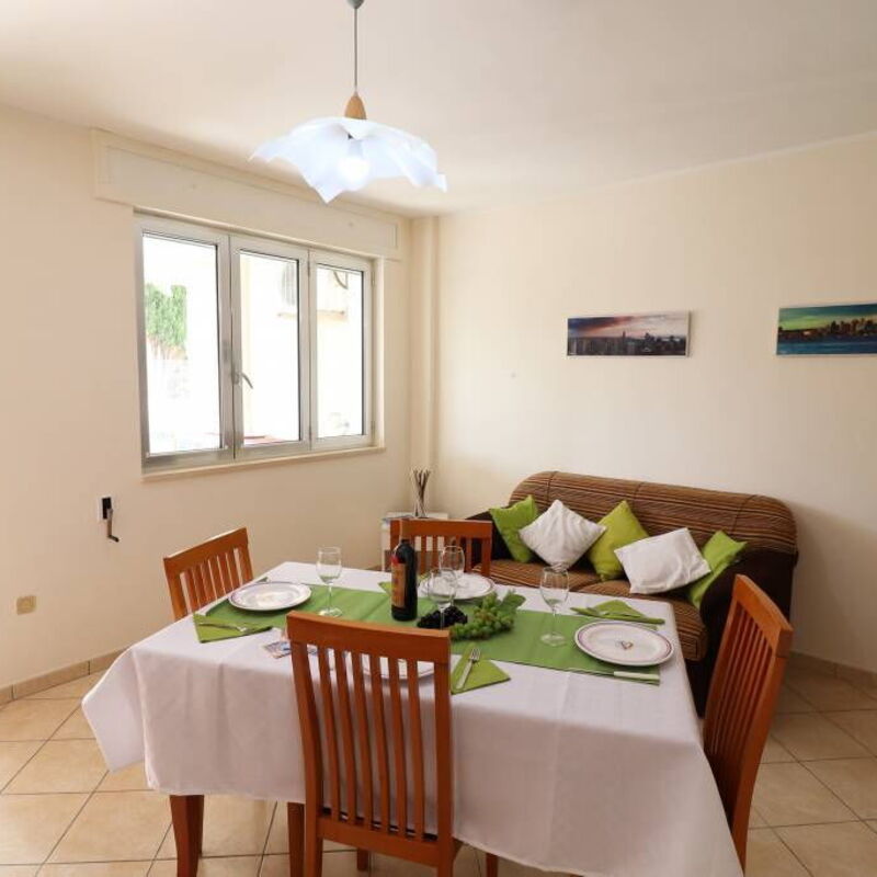 Marzia: Dining Room, Living Room