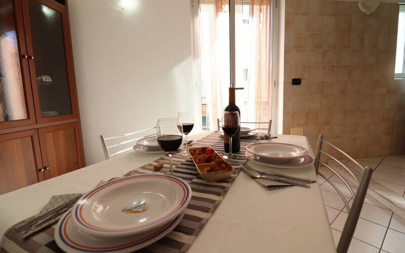 Clio: Salle à manger