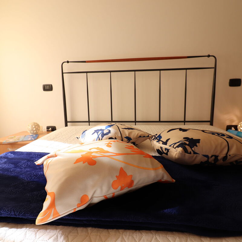 Clio: Bedroom