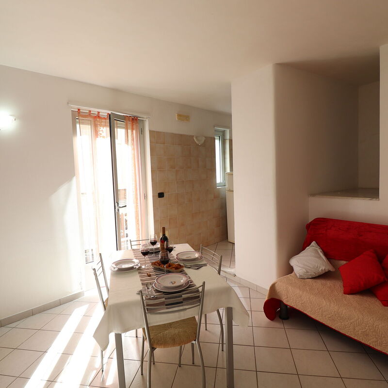 Clio: Dining Room, Living Room