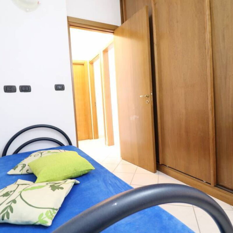 Clio: Bedroom