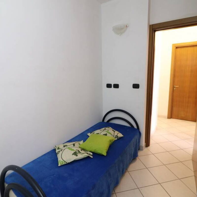 Clio: Bedroom