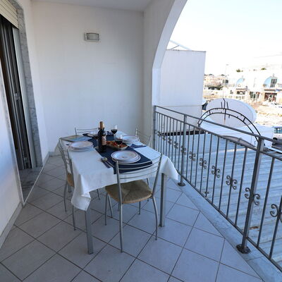 Vanessa: Balcon / Terrasse / Patio, Extérieur