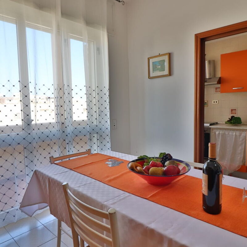 Atena: Dining Room