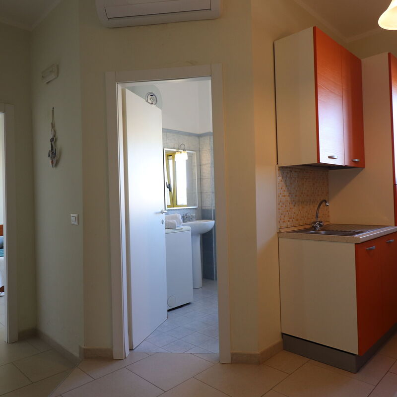 Fedra: Dining Room