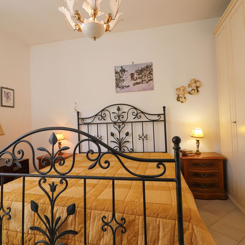 Kefera: Bedroom
