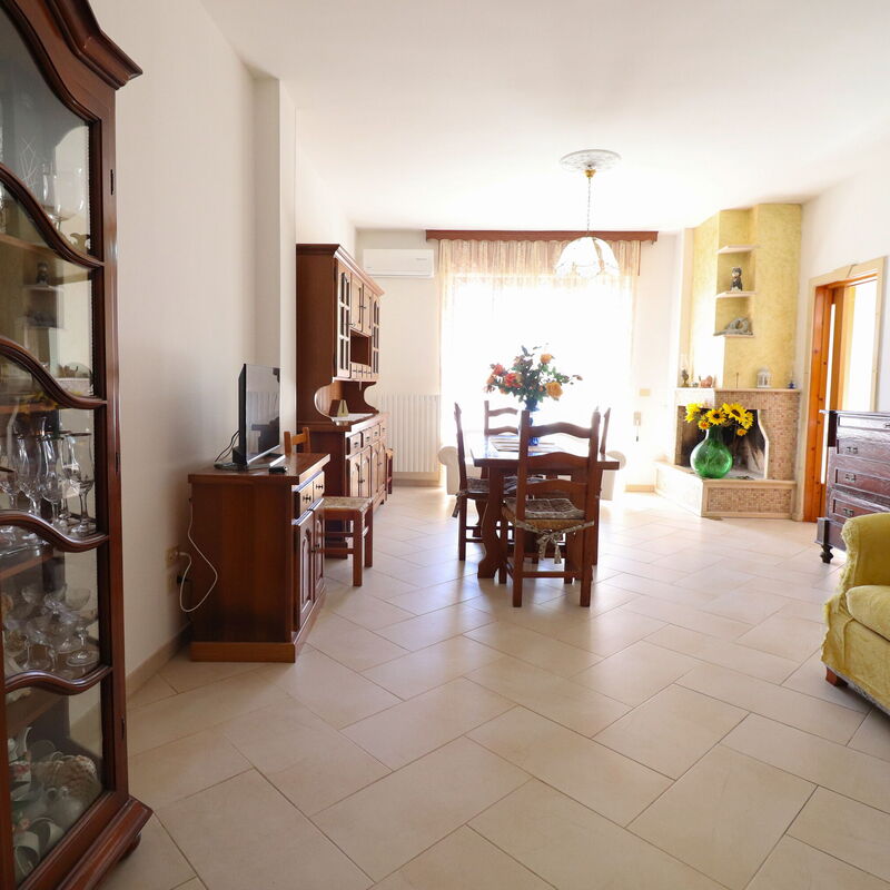 Kefera: Dining Room